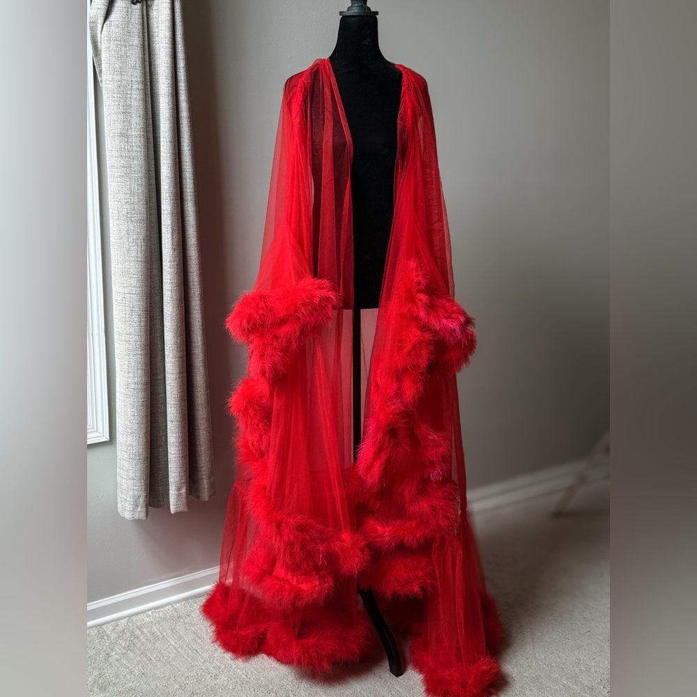 Elegant Red Feathered Women's Robe